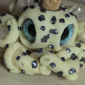 Miniature Octopus Jar; glow in dark; Crystal Collector
