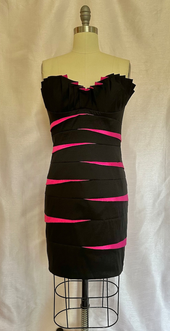 Calling all party girls! Betsy & Adam Y2K bodycon… - image 2