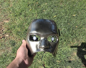 The Weeknd AHTD Tour gold Mask