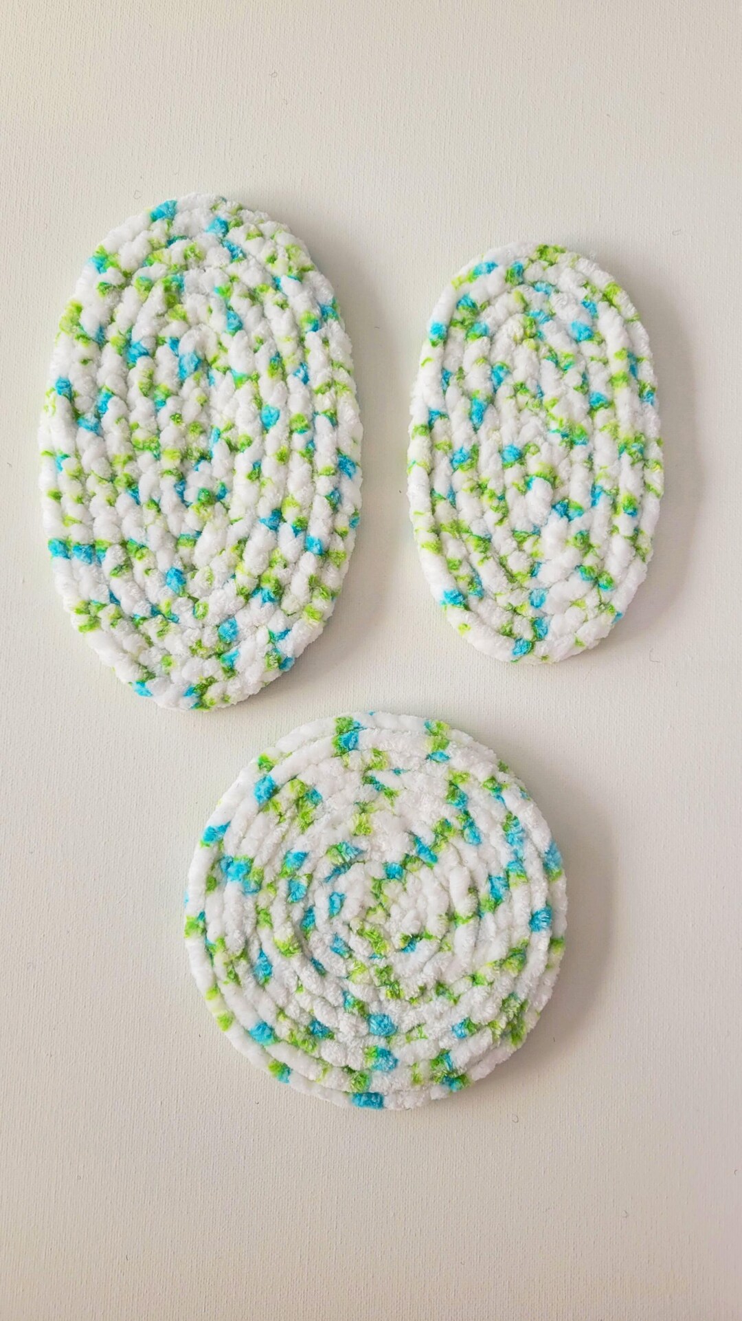 Hand Crafted Miniature Rugs Handcrafted Miniature Rugs Set of 3 White, Green, and Blue.dollhouse ...