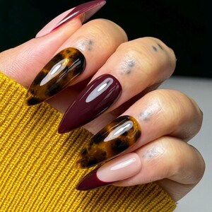 Maroon Red Tortoise Shell Press on Nails |french Tip Autumn Fall Nails ...