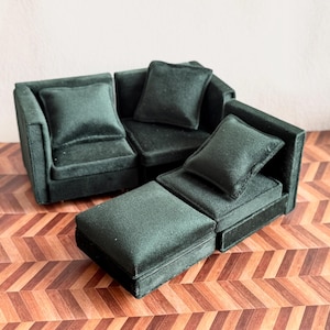 Miniature Dollhouse 4PC Velvet Cube Sectional Sofa Set W/ Metal Legs, 1:12 Scale 1/12 Scale Dollhouse Diorama Corner Couch & Footstool