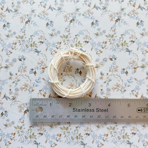 Miniature Dollhouse Rattan Wreath Round- 1/12 Scale 1: 6 Scale (Diameter-6cm)