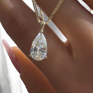 2.00 carat solitaire pendant Pear Cut Diamond Necklace Pear Shaped diamond necklace (D Color VVS Clarity) lab-grown diamond.