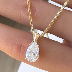 2 carat  E VS1 IGI solitaire pendant Pear shape Diamond Necklace  ( E Color VS1 Clarity) lab-grown diamond best gift everrrrr!!!!!! :))))))