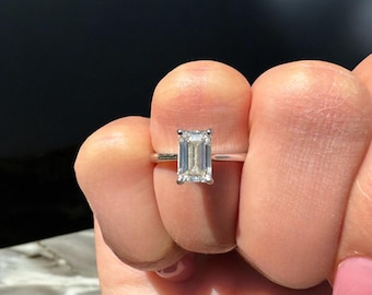 1 Carat Emerald Lab Grown Diamond Engagement Ring, 14K Gold