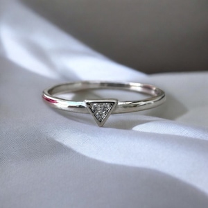 Three diamond triangle ring, 14 carat gold. Refined Diamond Triangle Ring, Geometric Five Ring, Stackable Ring, Minimal Ring,