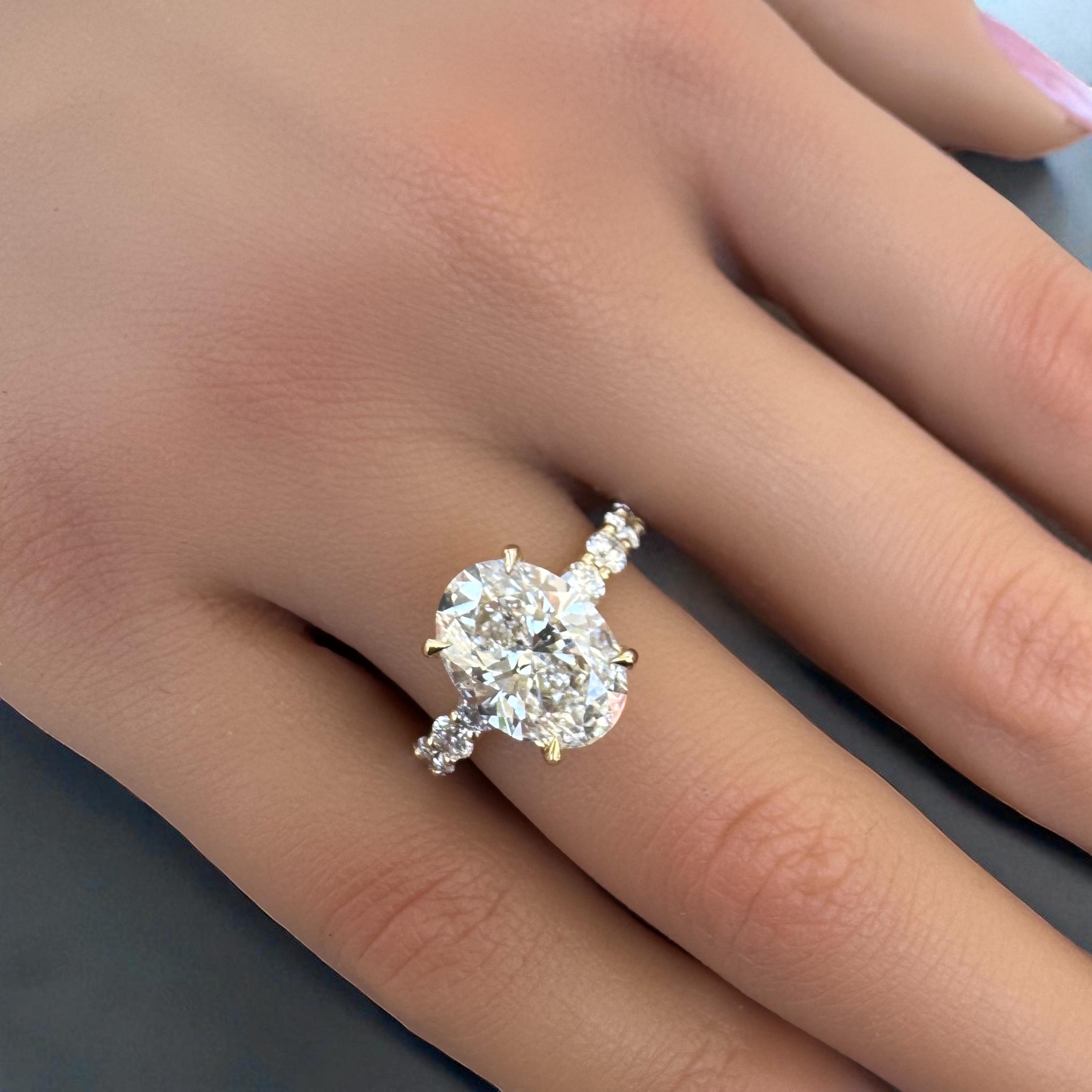 5カラット D VVS1 ラボグロウンダイヤモンドエンゲージリング オーバル