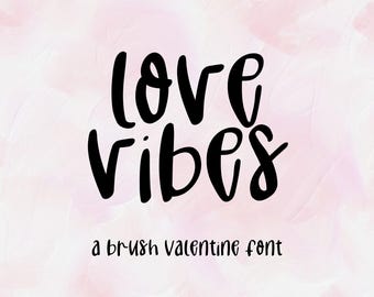 Love Vibes Handschrift-Schriftart, Valentinstag-Hochzeitseinladungen, Cricut-Bastelarbeiten (Digitaler Download)