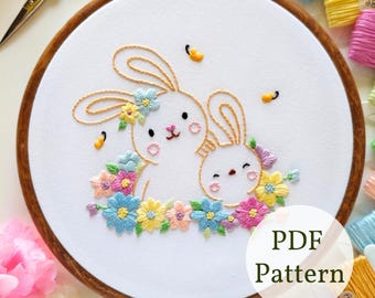 Disegno per ricamo floreale a forma di coniglietto pasquale: modello fai da te (modello PDF)