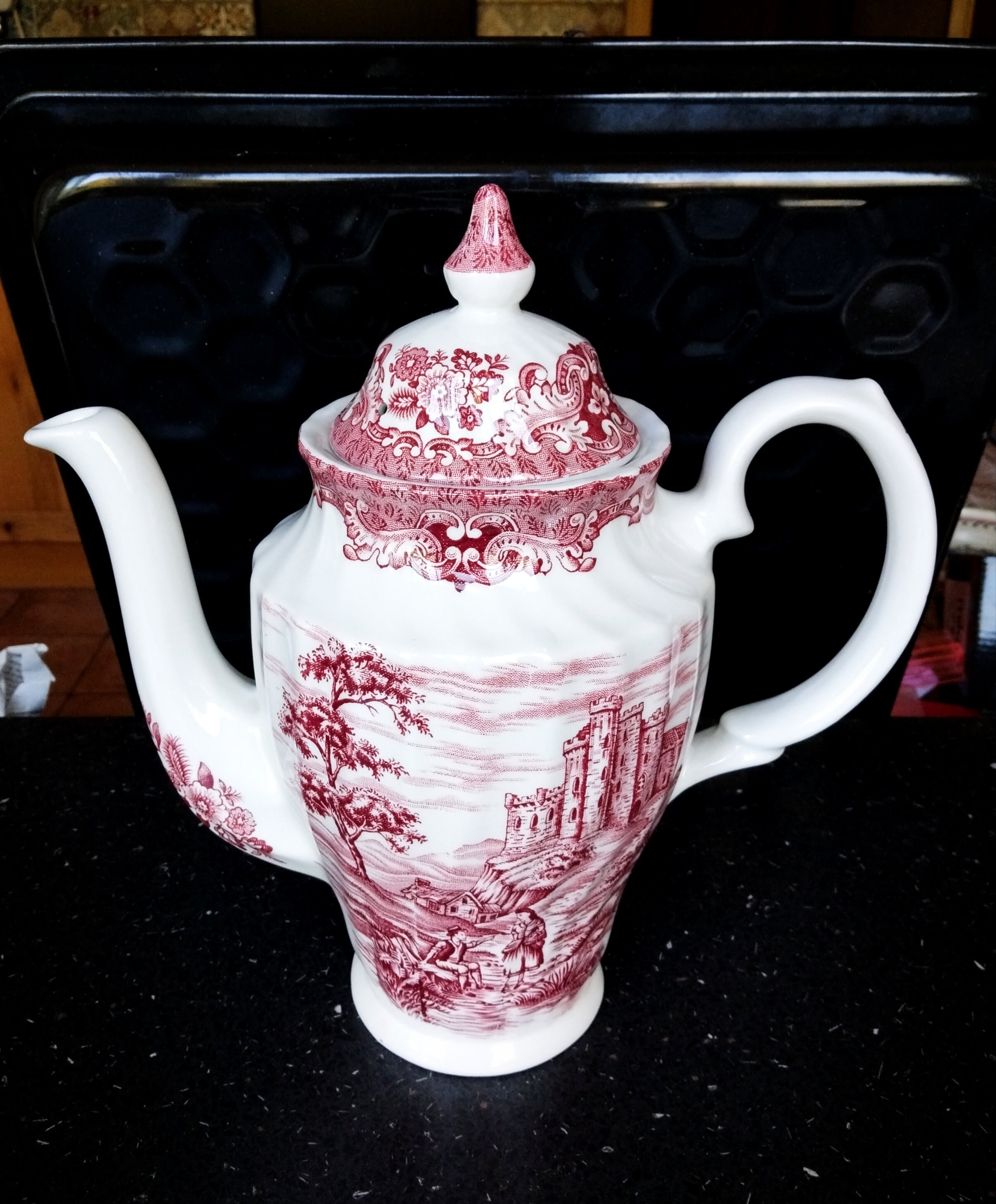 Vintage Olde Country Castles British Anchor Tea / Coffee Pot. Large