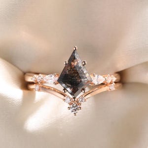 Handmade Kite Black Rutilated Quartz Ring - 925 Sterling Silver