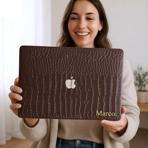 Custodia per MacBook in pelle personalizzata con texture coccodrillo color cioccolato, custodia M4 Pro 14"/16" 2024, custodia protettiva per laptop per MacBook da 13"/15"