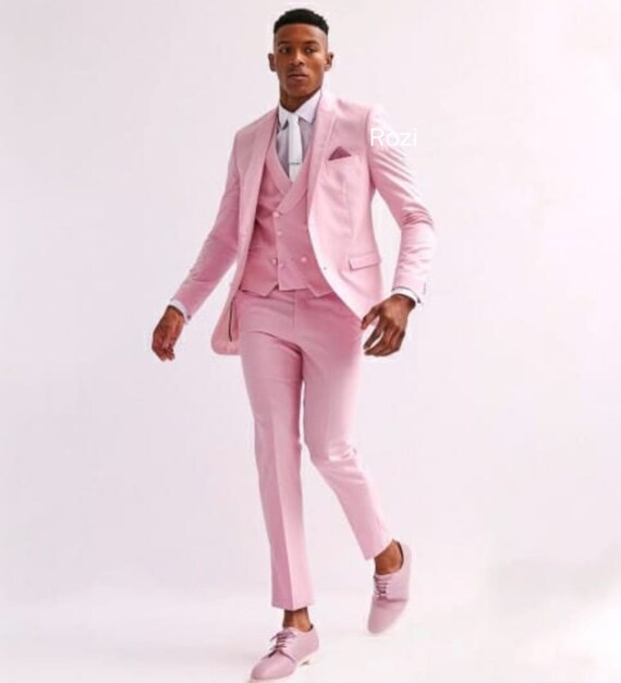 Traje clasico para hombre Elegante traje rosa claro de tres piezas para hombre para boda compromiso