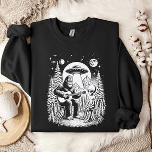Retro Bigfoot Plays Guitar with Alien Sweatshirt, Funny Sasquatch Hoodie, Funny Camping Sasquatch Bigfoot Ufo Retro 90s Outdoor Sweatshirt