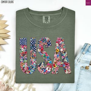 a t - shirt with the word usa printed on it