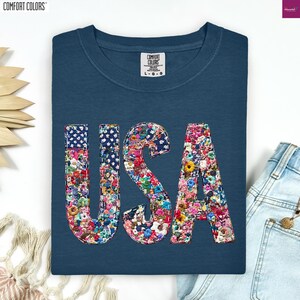 a t - shirt with the word usa printed on it