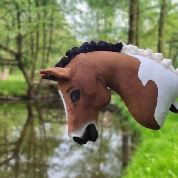 Hobby horse, horse stick, piebald horse, realistic hobby horse, steckenpferd, horse in patches, size A3, bay horse