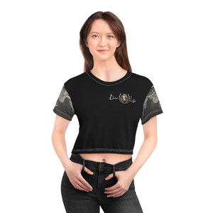 Barn Life Equine Graphic Horse Crop Tee