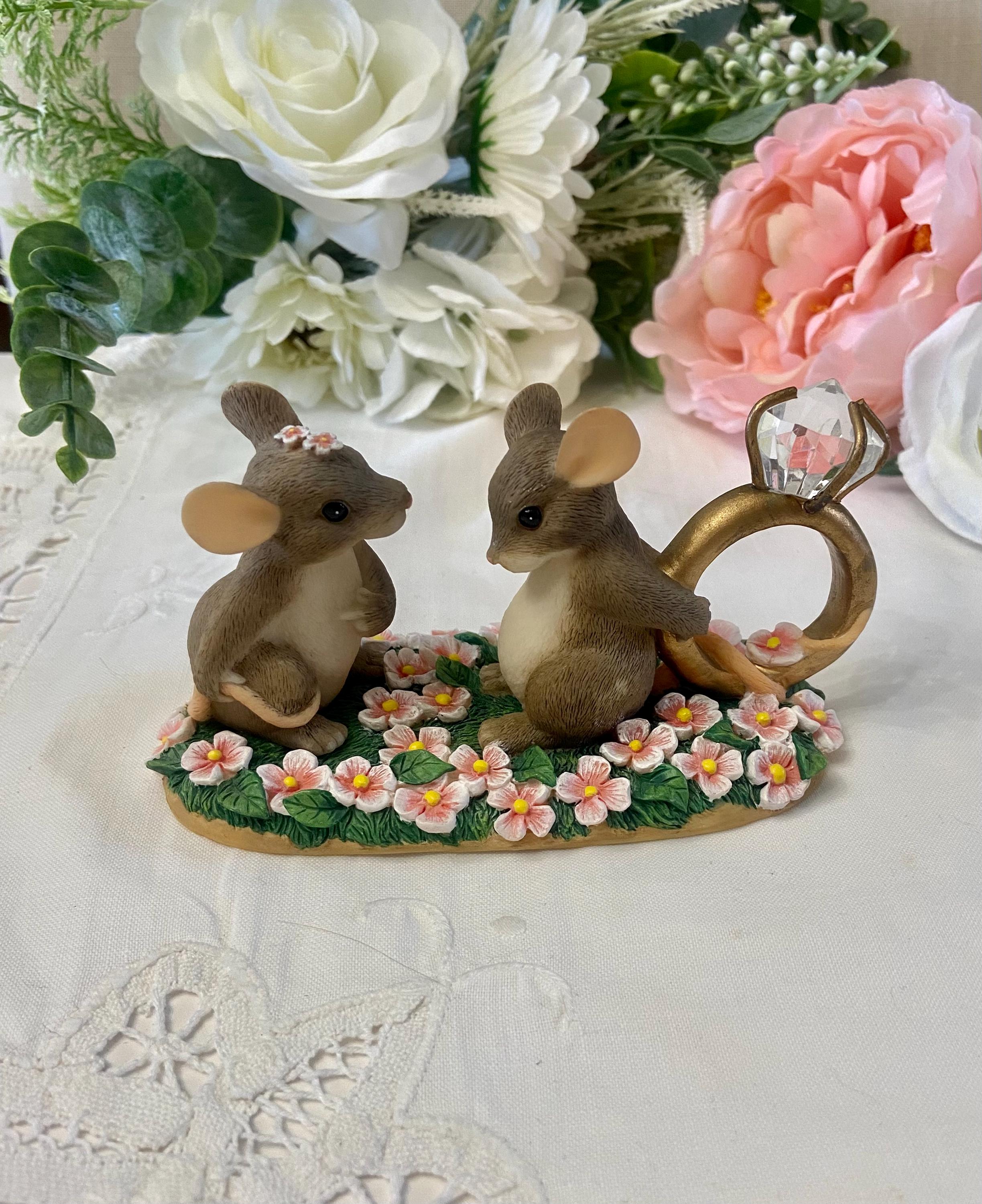 Charming Tails - Etsy Canada