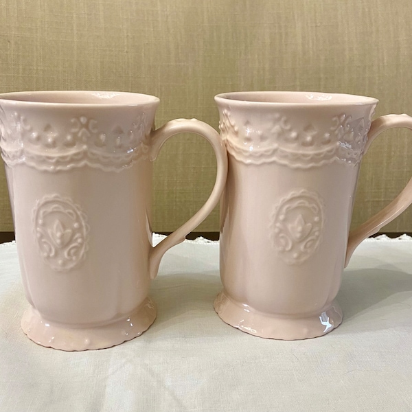 Paire de tasses vintage ROSE en porcelaine fine Skye McGhie, dentelle crème, 8 oz