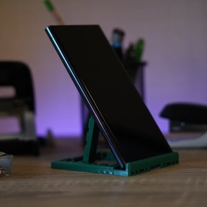Smartphone stand, cell phone stand, phone stand, cell phone holder