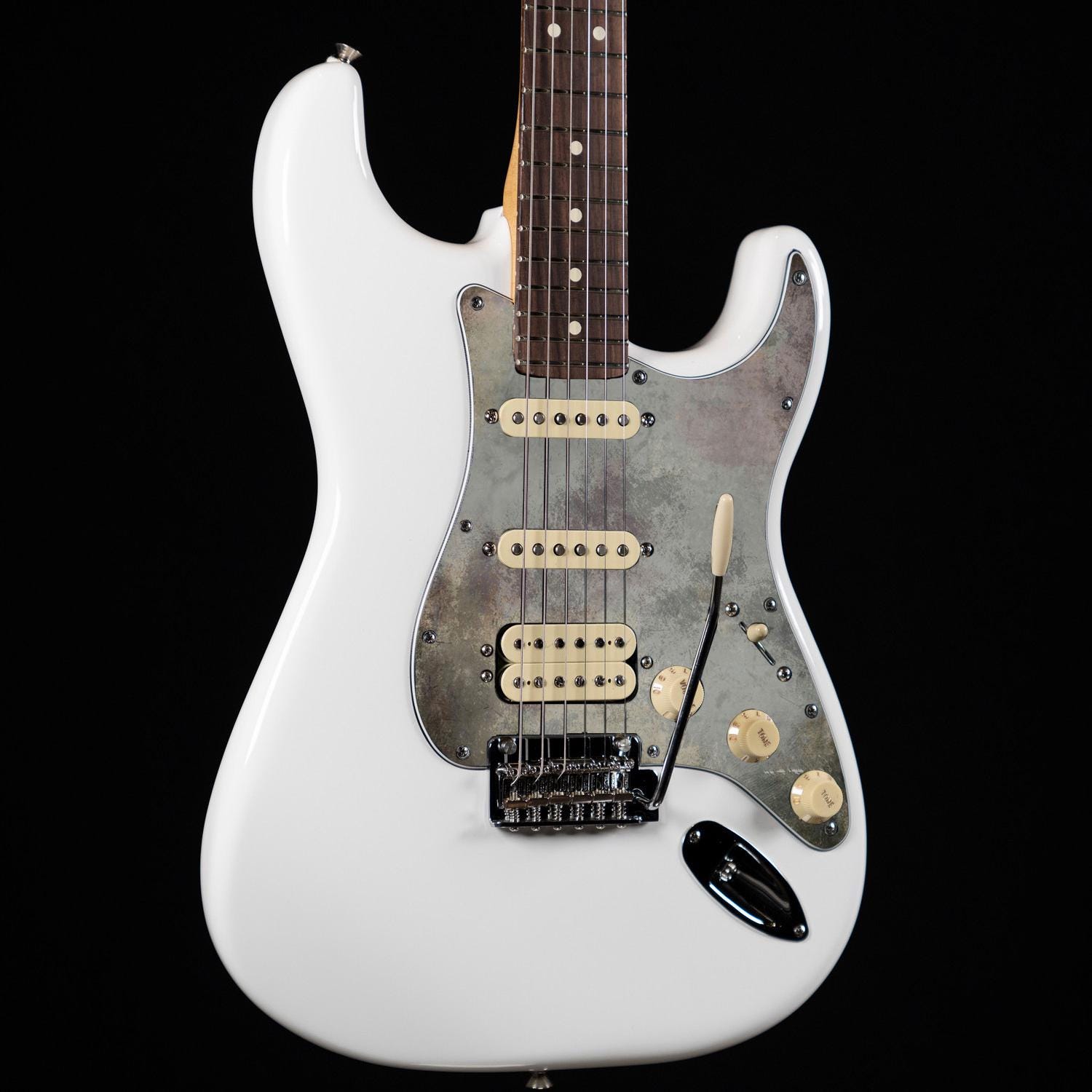 Fender Stratocaster SSS/HSS Pickguard 3 Ply (W/B/W) 11 Mounting