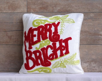 刺繍入りスノーフレーククリスマスクッションカバー：カラフルな