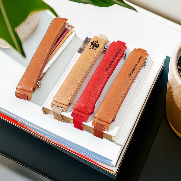 Stylus Bag for Apple Pencil Case, Anti-lost Leather Pencil Case, Ledger Pen Bag, Elastic Cord Bookmark, Hold 4-pens, iPad Stylus Bag