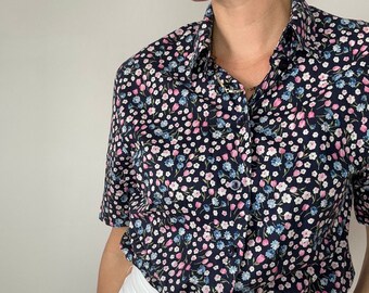 Süße geblümte Vintage Bluse Kurzarmbluse Hemdbluse Gr38