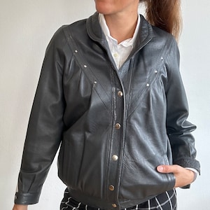 Veste en cuir vintage des années 80 en cuir taille 38