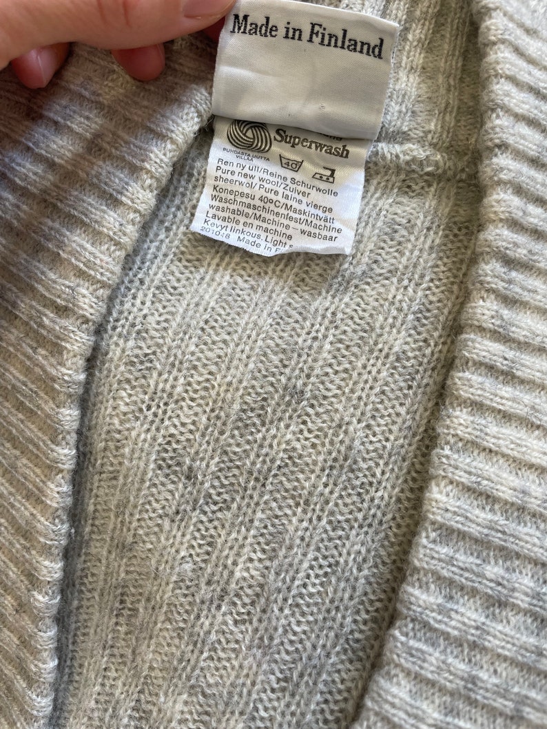 Lange Strickjacke Cardigan 100% Schurwolle Wolle aus Finnland Finland Gr40 Bild 6