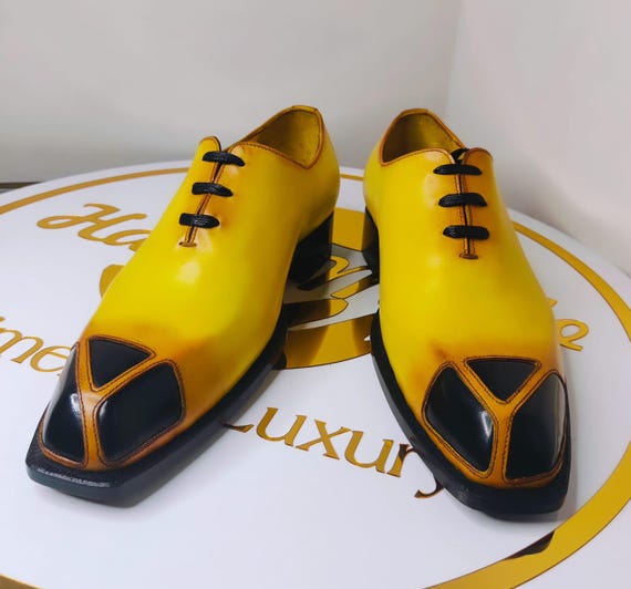 Two-Tone Oxford Shoes with Yellow Accents Wingtip Brogue Oxford- Tan & Black | Lethato main image 4