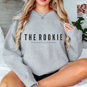 Tim Bradford The Rookie Shirt, Tim Bradford Shirt, Tim Bradford The Rookie Crewneck,The Rookie Shirt, The Rookie Crewneck, Personal Ized zdjęcie 3