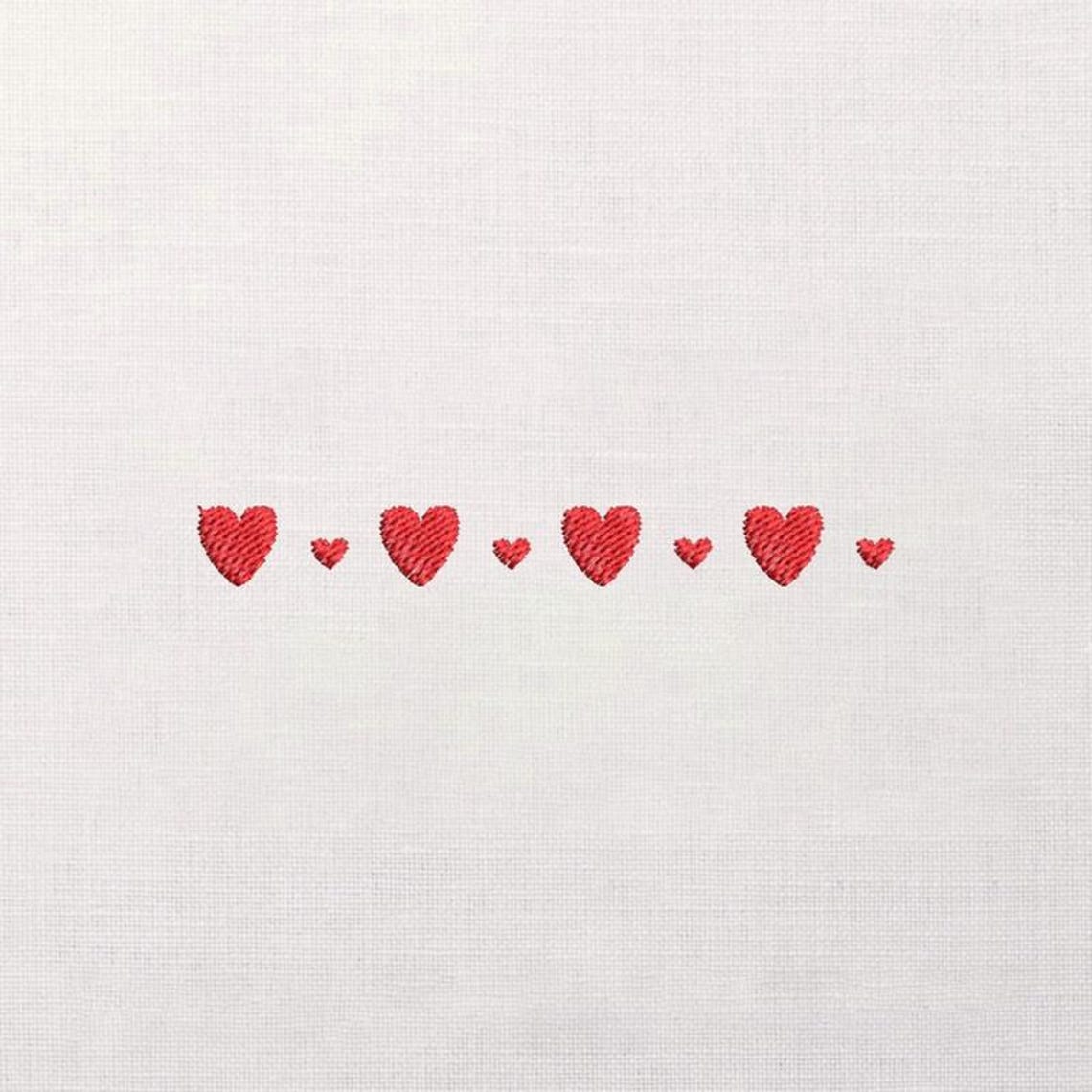 Alternating Heart Pattern Hearts Border Embroidery Design, Alternating Red Heart Trim, Machine ...