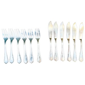 Six French Silver Plated FISH Cutlery by SFAM : L’Orfèvrerie de Chambly, Filets Pattern, circa 1920