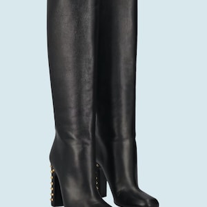 GUCCI Laarzen met hoge hak en studs (gouden studs) in zwart leer