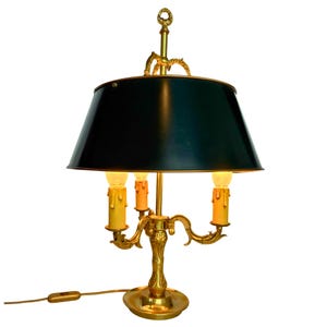 French 19th Century Louis XVI Style Bronze and Tôle Bouillotte Lamp, circa 1880