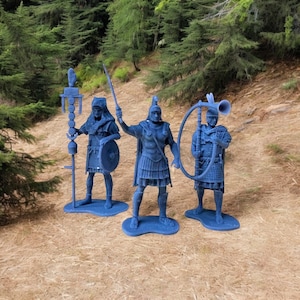 Roman Command Group Miniatures. 28 mm Miniatures (Set of 3)