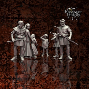 Medieval Concerned Family, Diorama, Historical Wargaming. 28 mm Miniatures Produced by Tofer&#39;s Miniatures.
