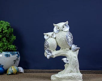 Juego de 2 figuras de búhos para decoración de mesa, blancas y plateadas, 23 cm de altura