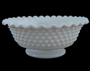 Bol para dulces/servir de vidrio opalino blanco vintage Fenton Hobail con borde ondulado 7.5