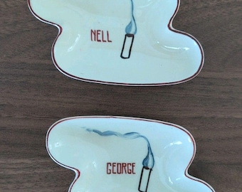 Ceniceros vintage Nell and George, juego de 2 unidades de 4 pulgadas.