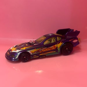 1:64 Loose Hot Wheels - Mustang Funny Car - Purple Multicolor