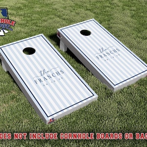 Individuell gestaltete, personalisierte Cornhole-Brett-Vinylfolie mit blauen Streifen, laminiertes Aufkleber-Set, Geschenkidee zum Jahrestag oder zur Hochzeit