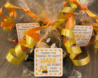 Construction Party Favors, Construction vehicles, pull-back vehicles, play dough party favor,