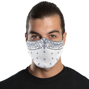 White Paisley Flag Face Face Mask Set | Mask With Replaceable 5 Layer PM2.5 Filter | Anti-Fog Nose Wire