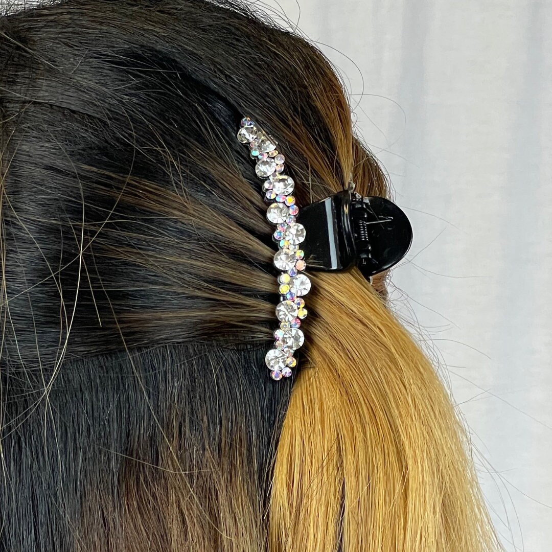 Sparkling Crystal Hair Jaw Clip - 2-inch Black Grip With  display picture 1
