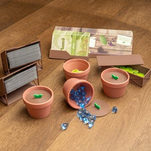 Organizador de juegos impreso en 3D con plantas / Solución de almacenamiento e inserción de juegos de mesa