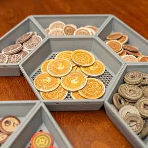 Magnetic Rearrangeable Game Tray